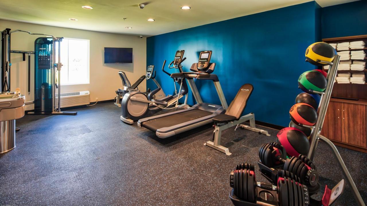 Uptown Suites Extended Stay Tampa Fl - Riverview Riverview  Exterior foto