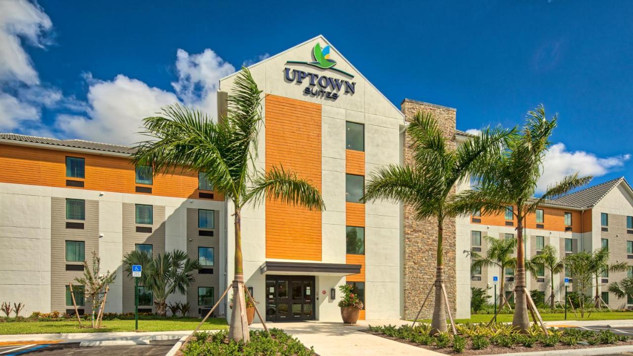 Uptown Suites Extended Stay Tampa Fl - Riverview Riverview  Exterior foto