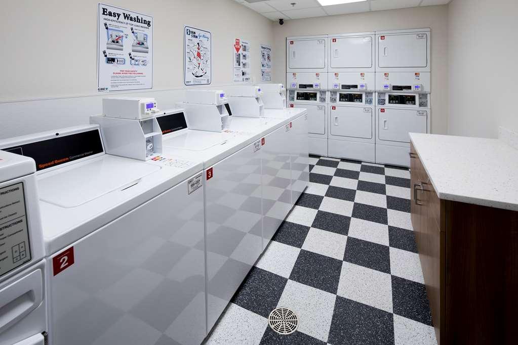 Uptown Suites Extended Stay Tampa Fl - Riverview Riverview  Facilidades foto